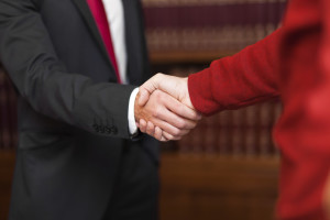 How to Hire a Qualified Criminal Defense Attorney